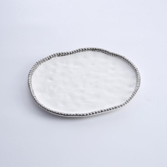 PLATO REDONDO 11.75 × 10.75 - BLANCO/PLATA